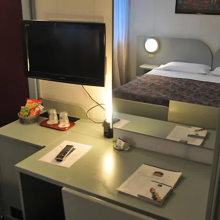 Hotel Al Fogher 3*