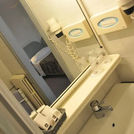 Al Fogher Hotel 3*